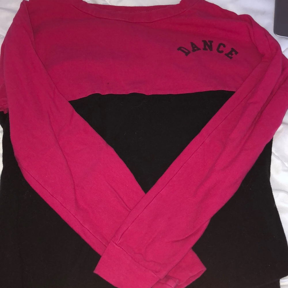 Long sleeve dance tee
